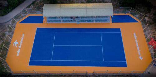 Tennis  